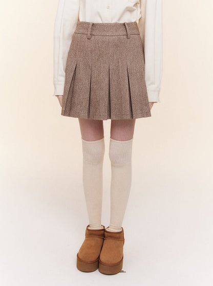 Short Pleated Tweed Skirt