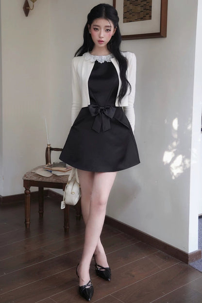 Black Pointed Toe Slingback Kitten Heels