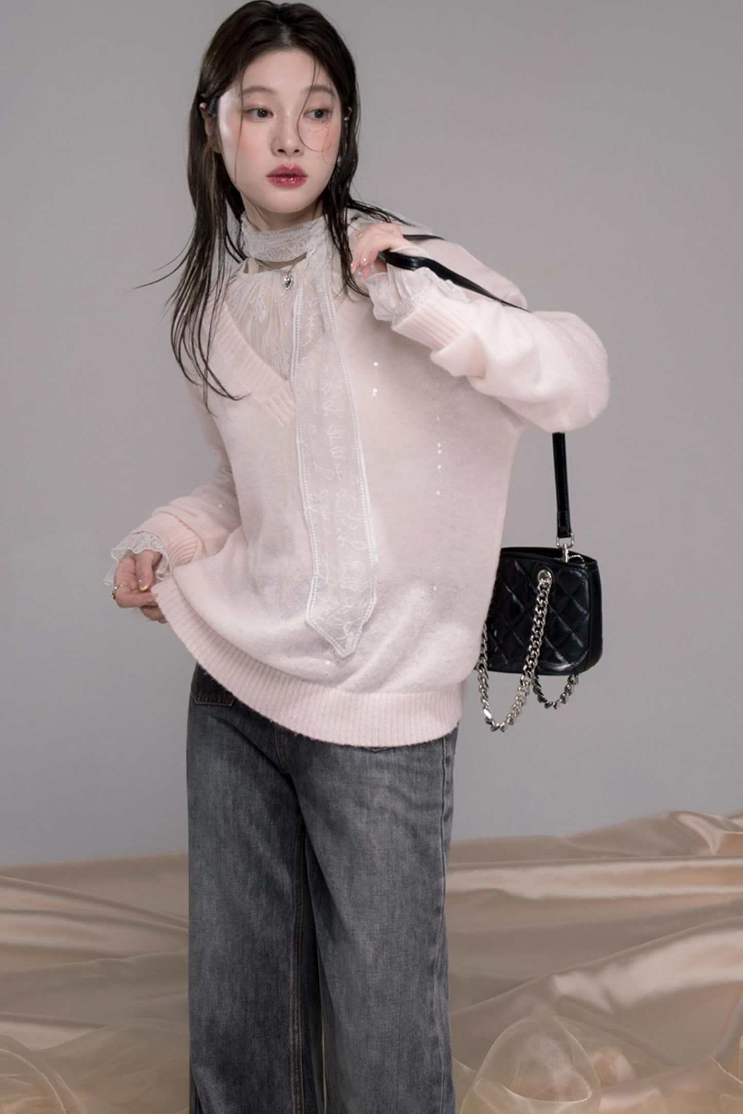 Star Pink V-Collar Sweater