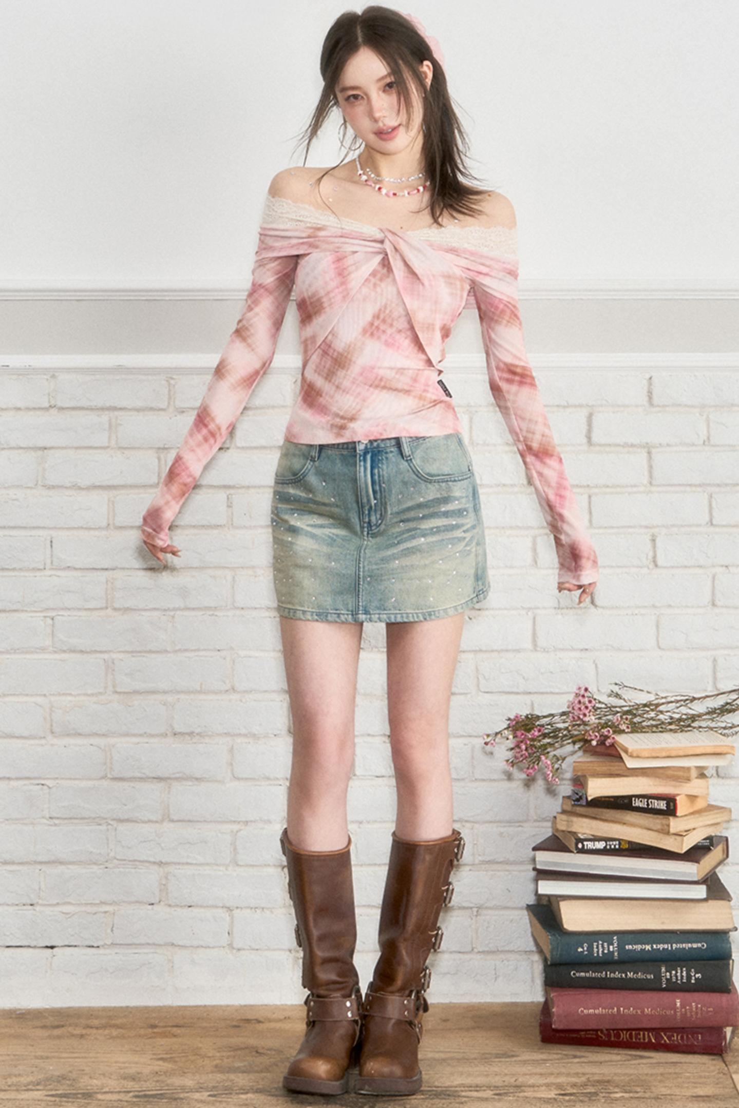 Design Lace Long Sleeve Top