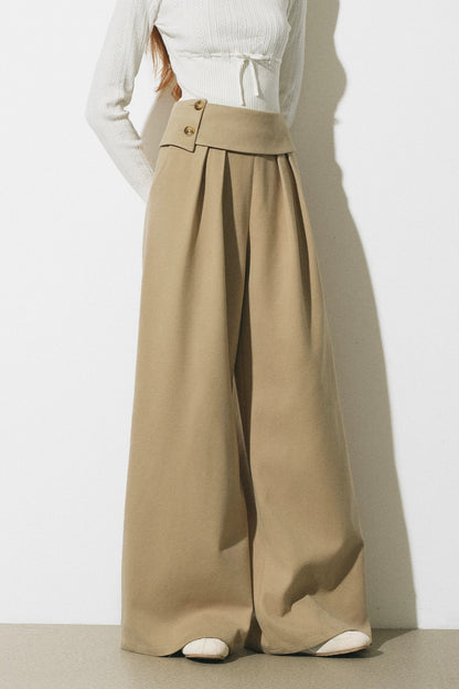 Dünne Wollhose mit asymmetrischem Bund und weitem Bein