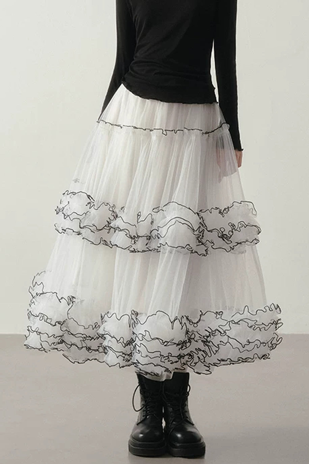 White Puffy Black Ruffle Stitching Skirt