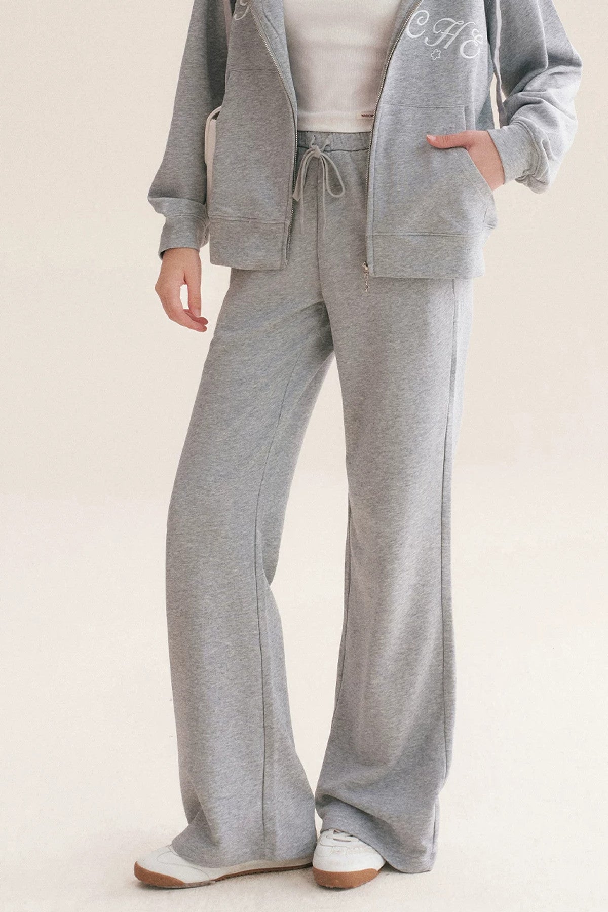 Hooded Logo Embroidered Sweatshirt Jacket and Drawstring Straight-Leg Sweatpants Set-Up