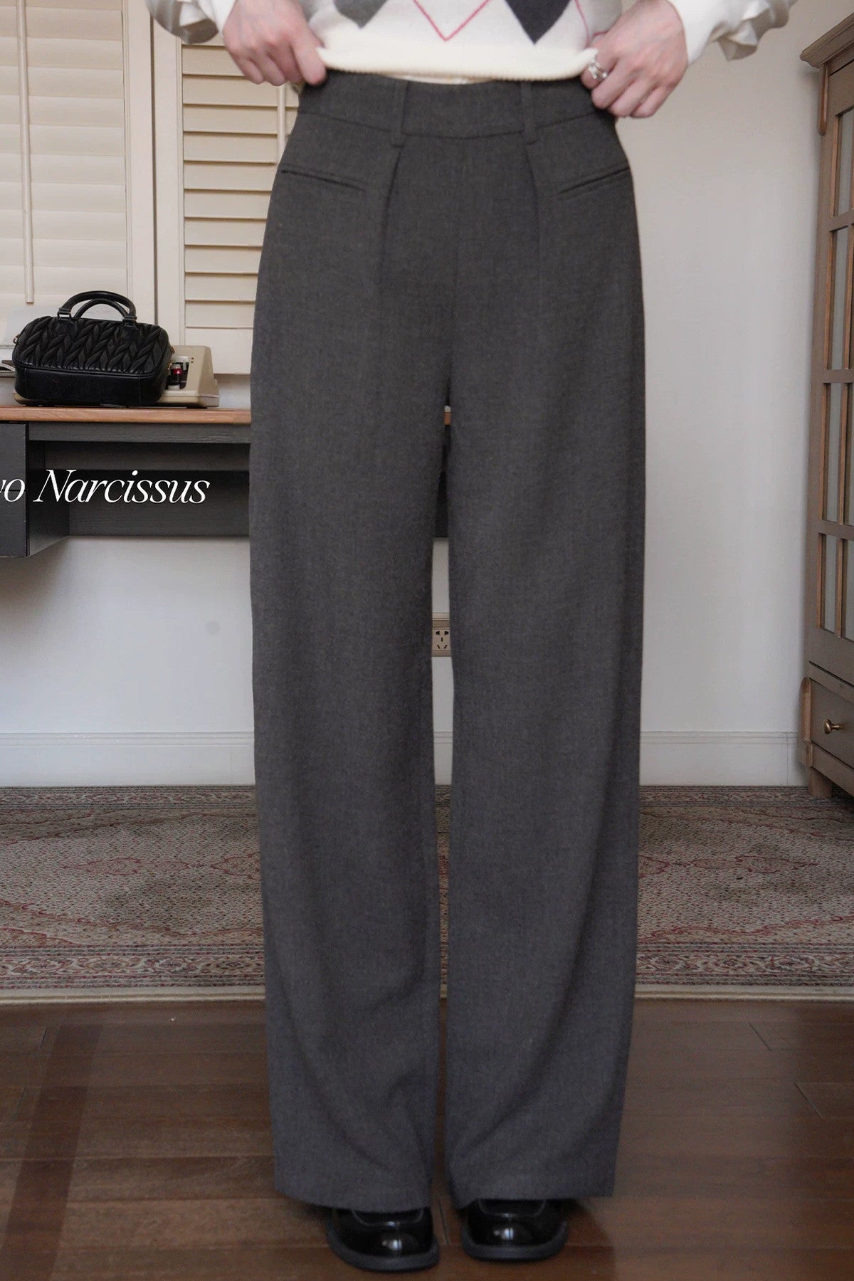 Pantalones de pernera ancha con drapeado y cintura alta