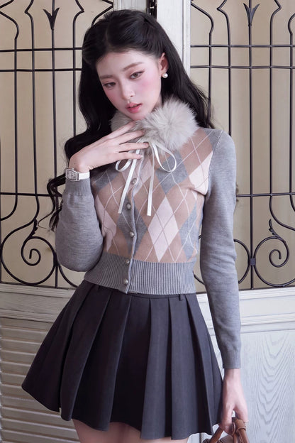 Plush Fur Collar Argyle Neck Warmer
