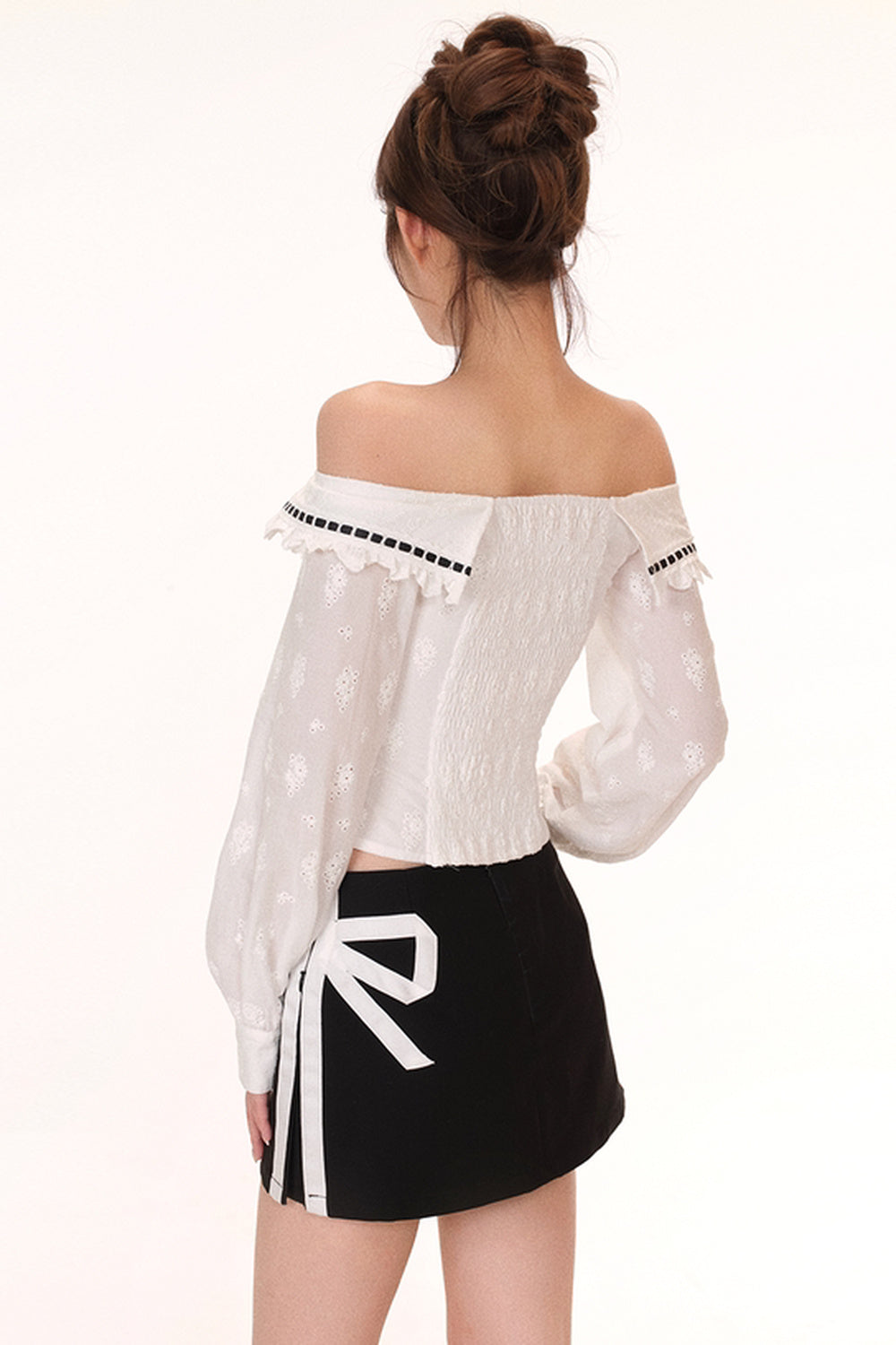 Color-Block Tie Embroidered Top Set-Up