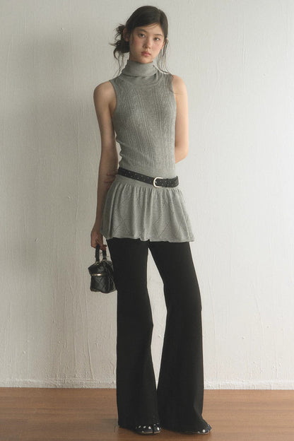 Sleeveless Quilted Knit Dress And Pants Set-Up