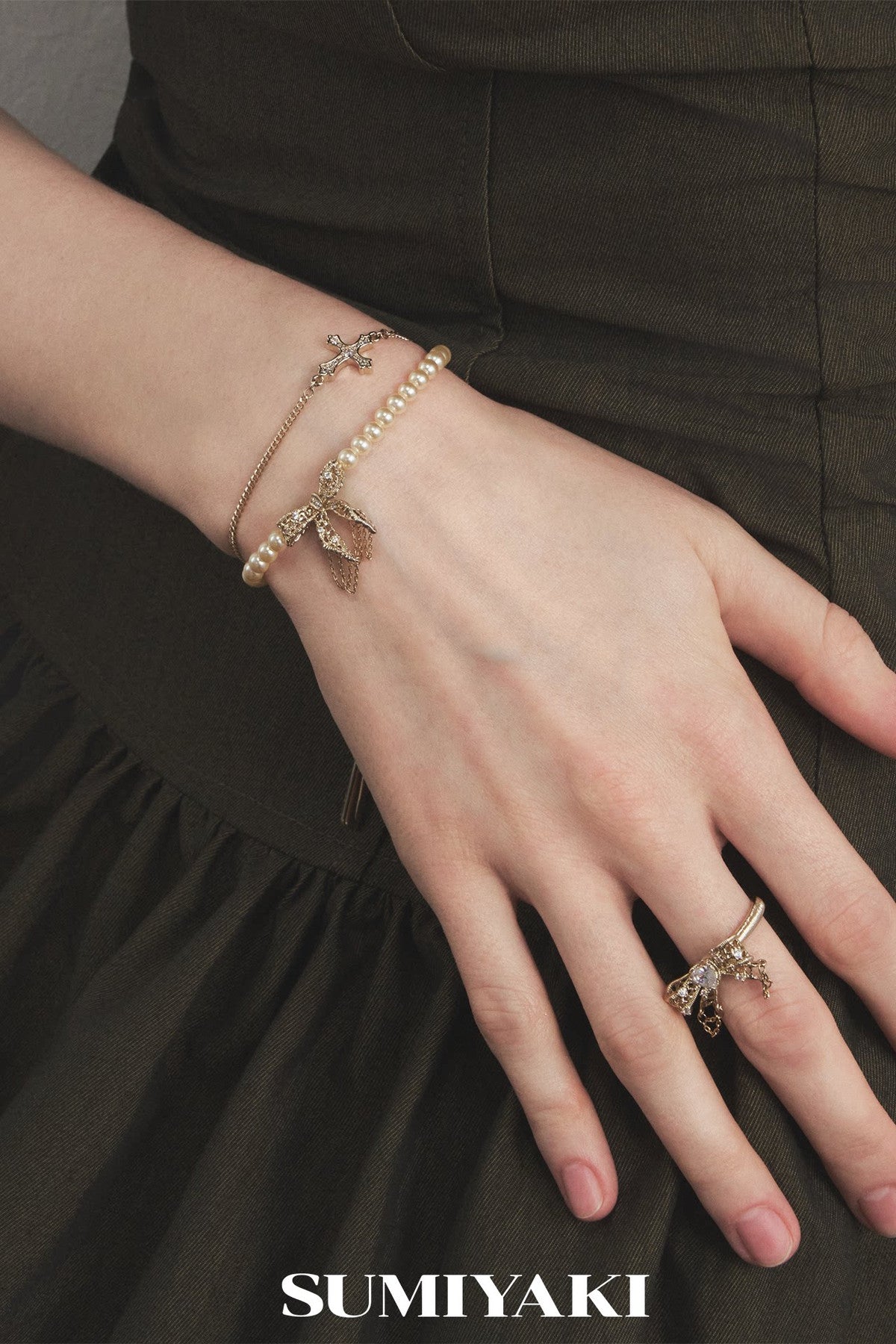 Lace Bow Double-Layered Pearl Bracelet