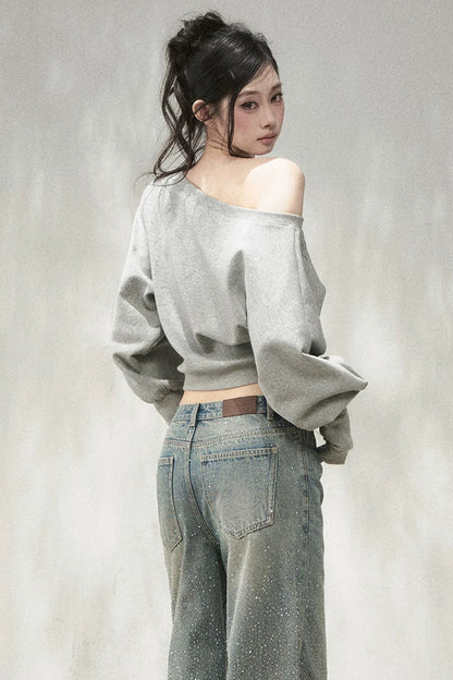 Geprägtes schulterfreies Crop-Sweatshirt mit Katze