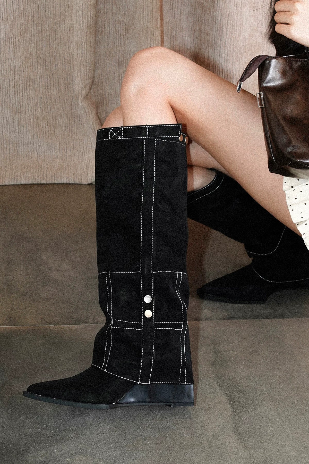 Pointed Toe Slouchy Boots