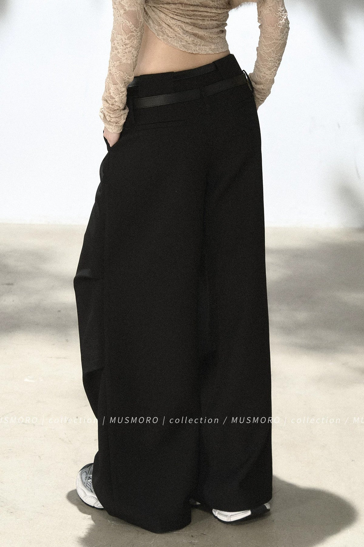 Loose Wide-Leg Trousers