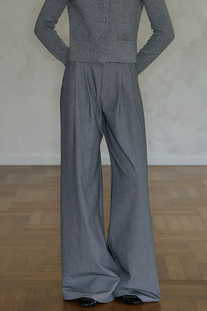 Pantaloni drappeggiati a vita alta