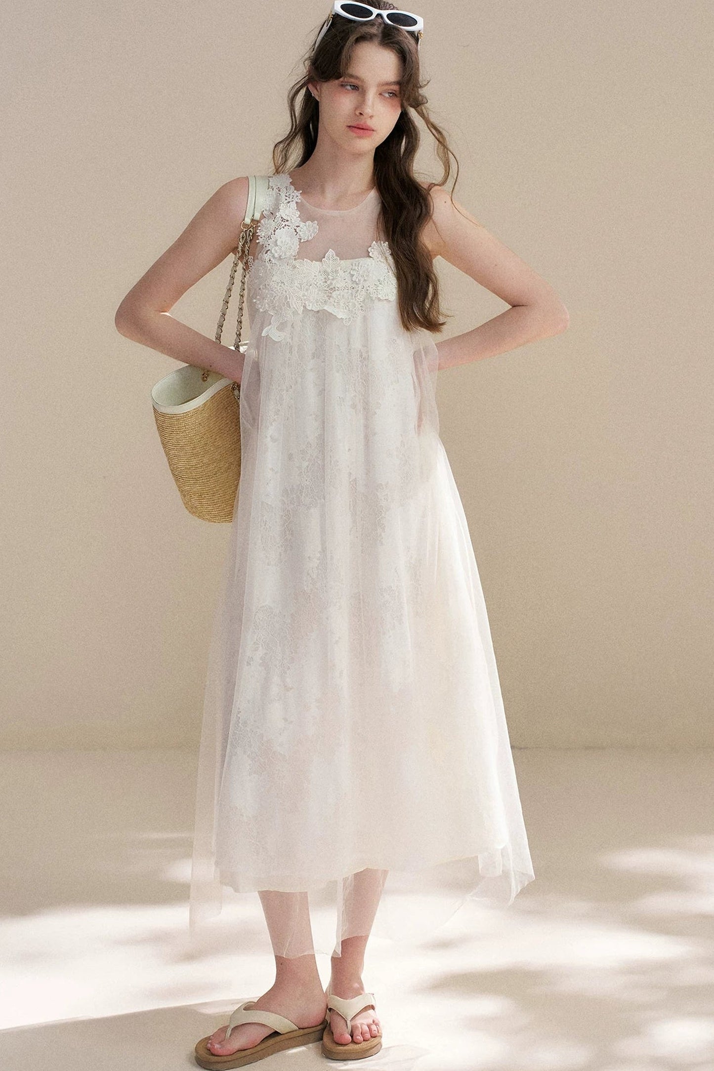 Sleeveless Floral Lace Dress