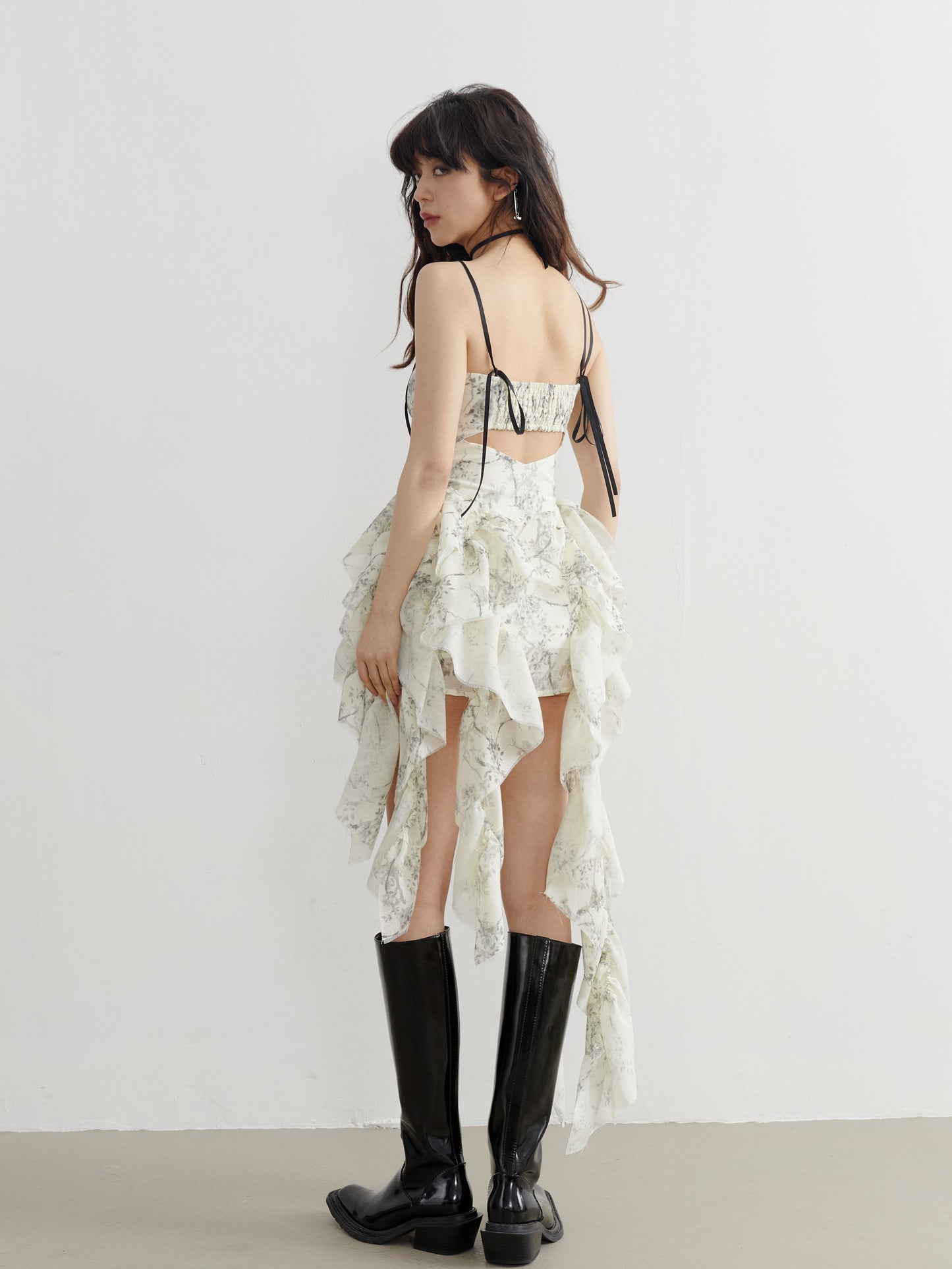 Waist cut design flower frill dress