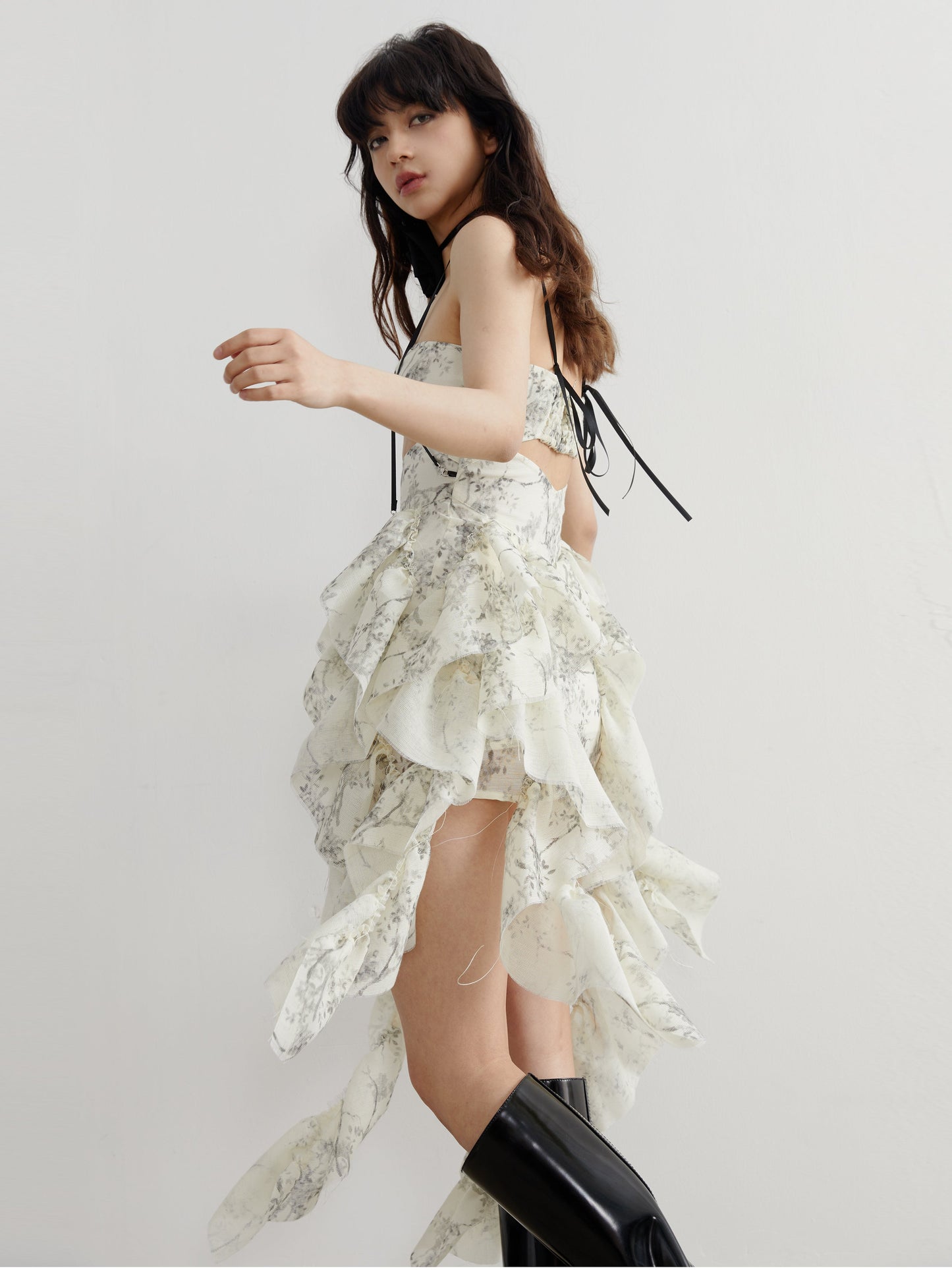 Waist cut design flower frill dress