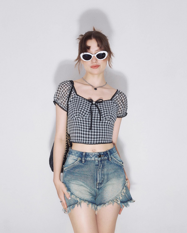 Cut Frill Denim Shorts