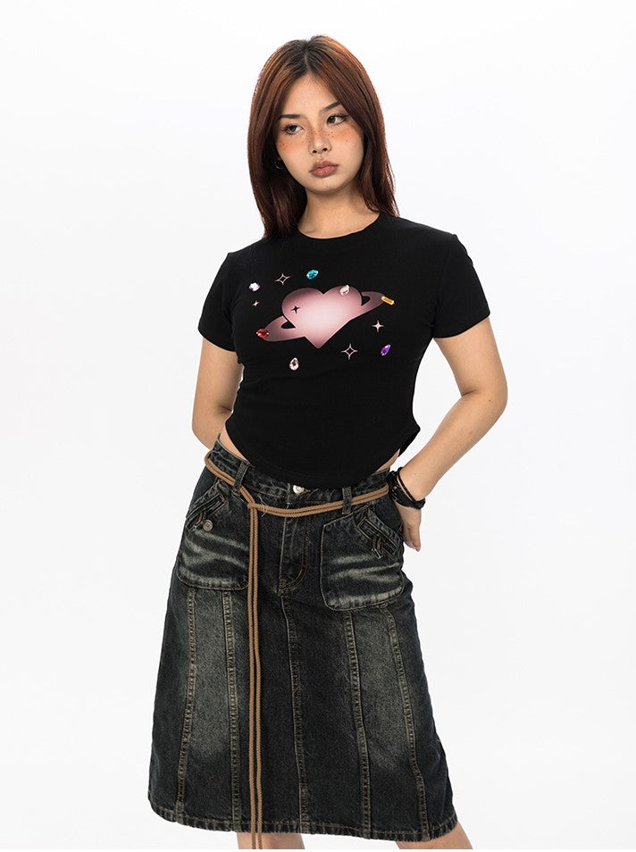 Mini-length T-shirt with shaped design