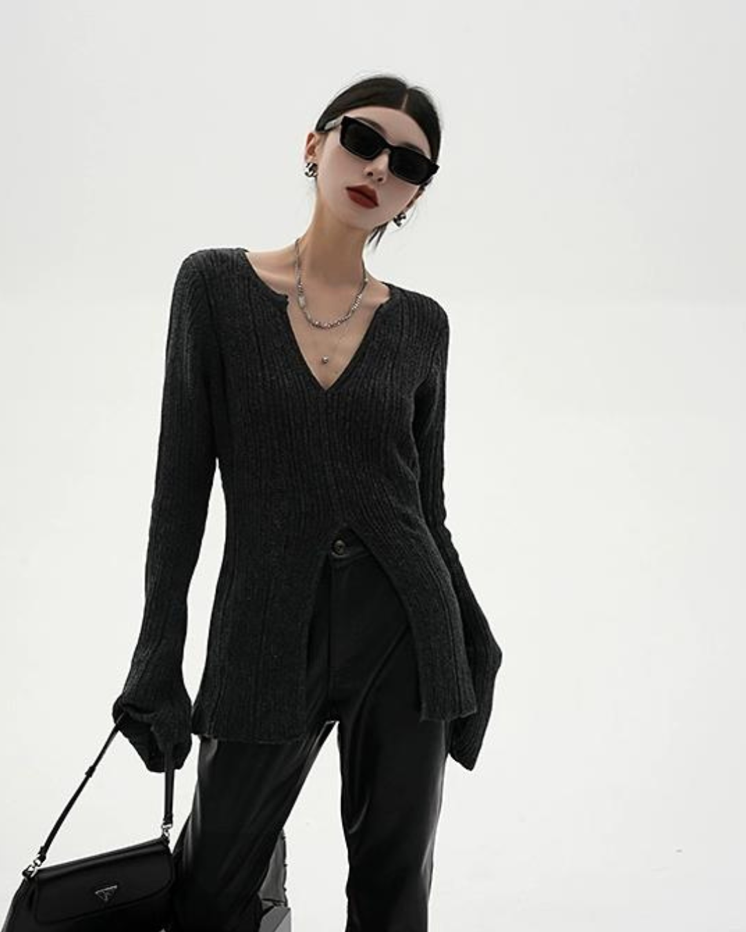 V-Neck Slim Front Twin Long Sleeve Knit