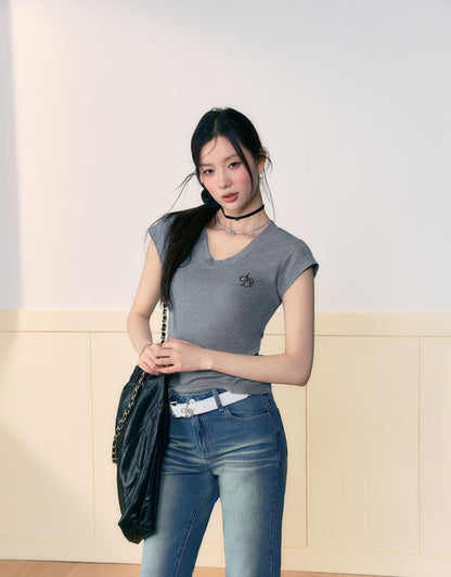 Loose Draped U-Neck Embroidered T-Shirt