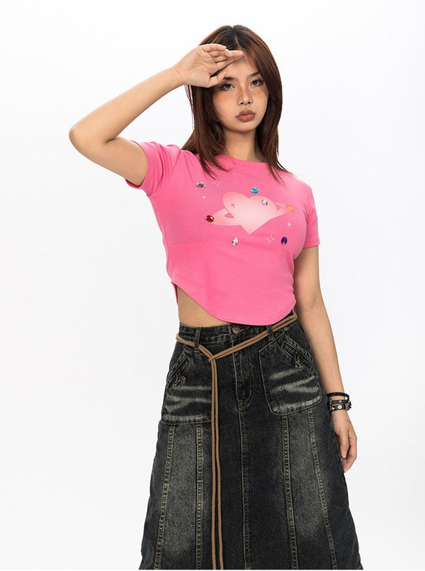 Mini-length T-shirt with shaped design