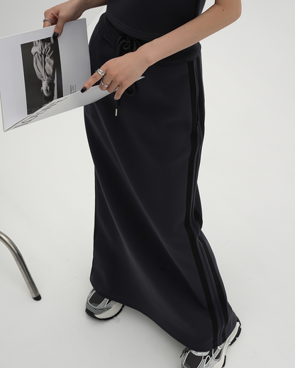 Halter Neck Sleeveless Top & Side Line Skirt