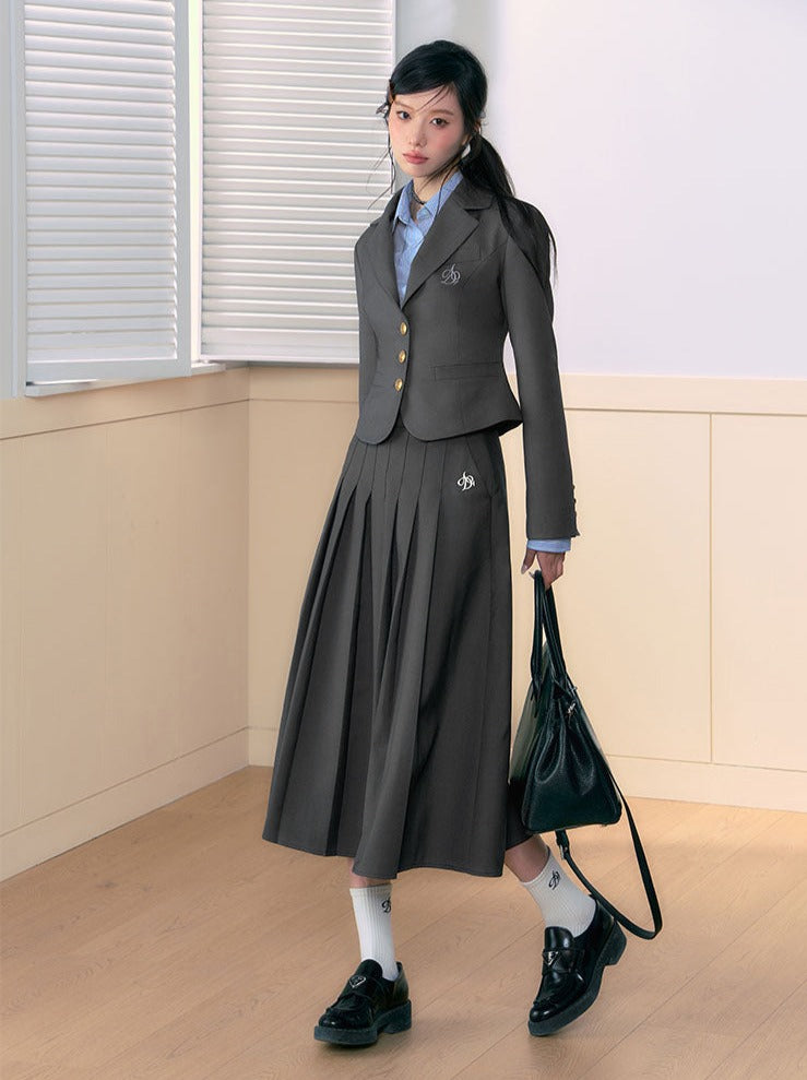 Three-piece short jacket and skirt