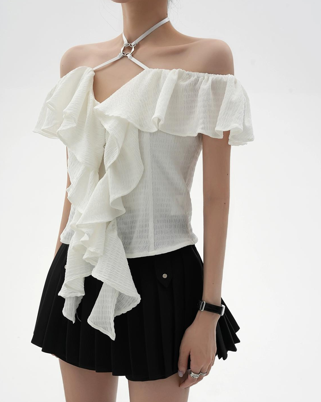 Ruffled Neck Sleeveless Shirt