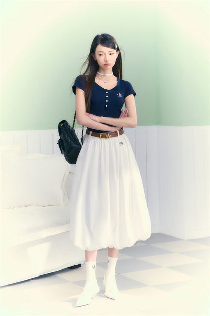 A-line balloon silhouette skirt