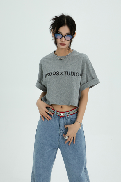 Cropped Loose Silhouette T-Shirt