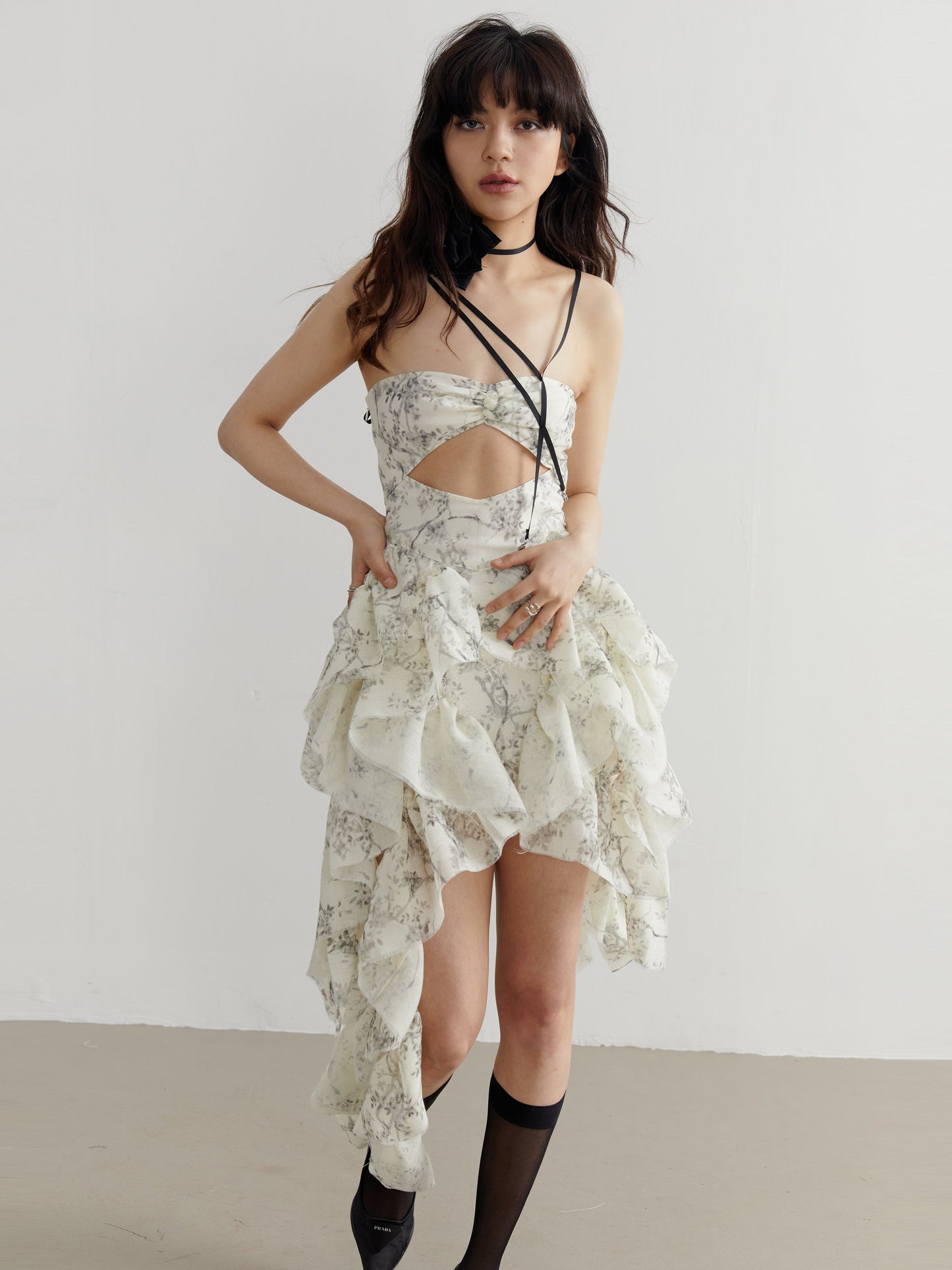 Waist cut design flower frill dress