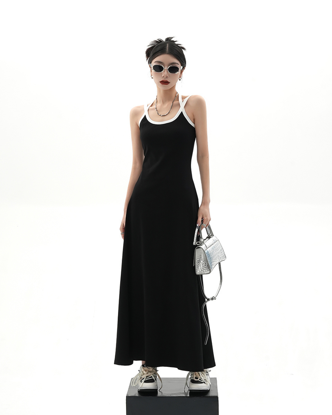 Street Slim Black Camisole Dress