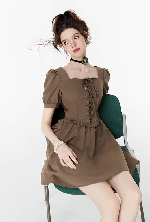 Lace-up puff sleeve dress