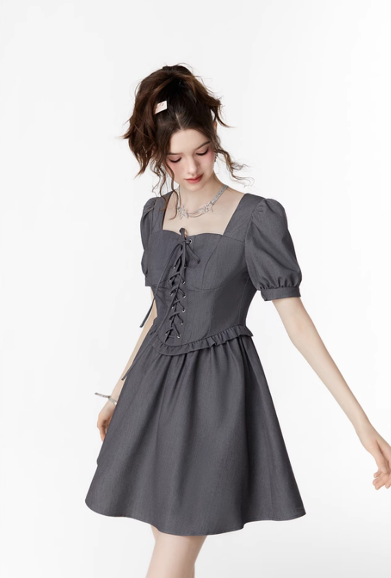 Lace-up puff sleeve dress