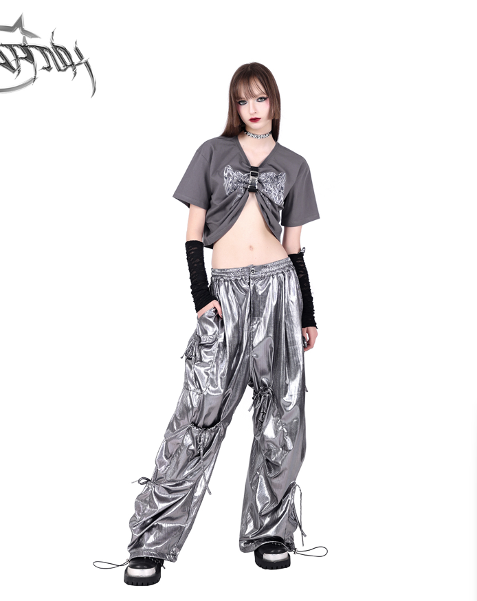Loose metallic pants with pocket work design