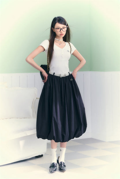 A-line balloon silhouette skirt