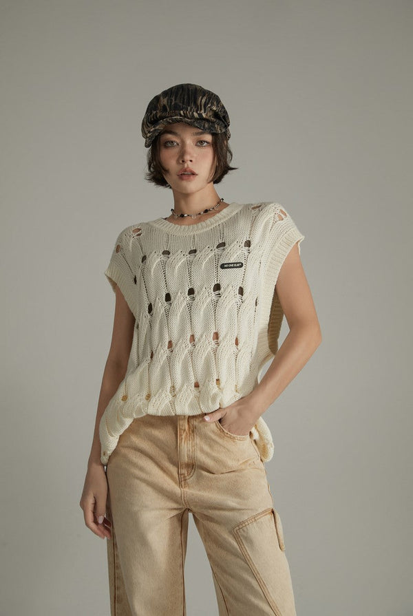 Loose twisted knit vest