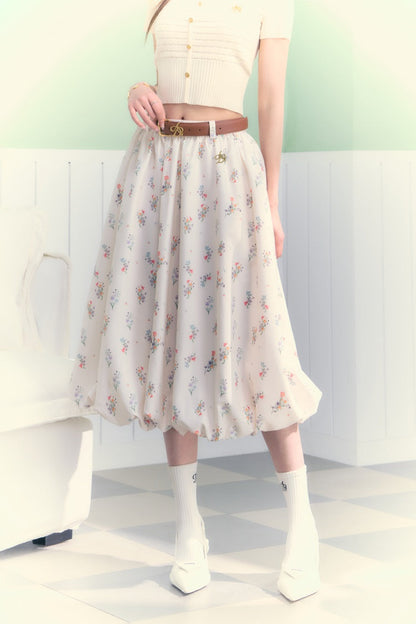 A-line balloon silhouette skirt