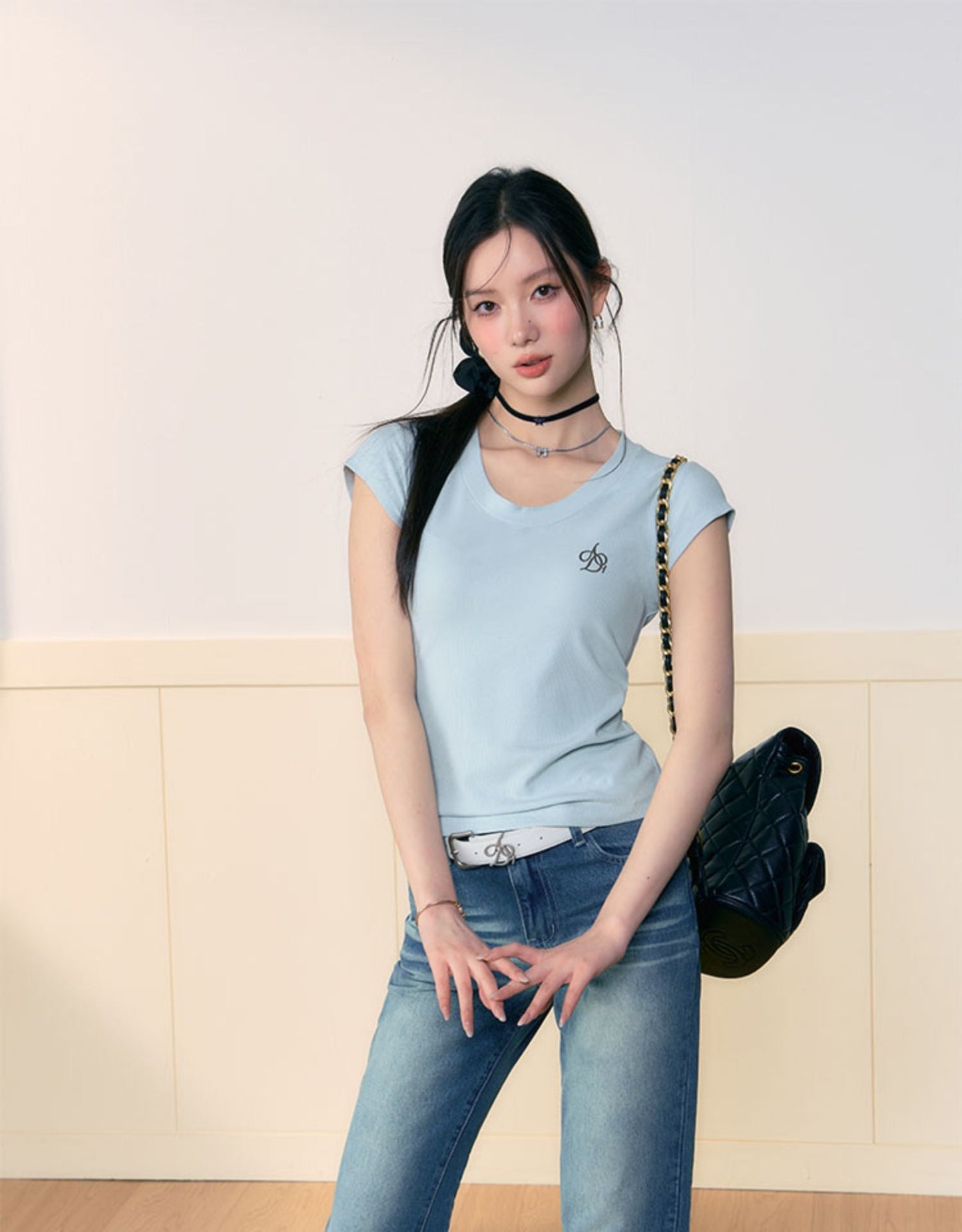 Loose Draped U-Neck Embroidered T-Shirt