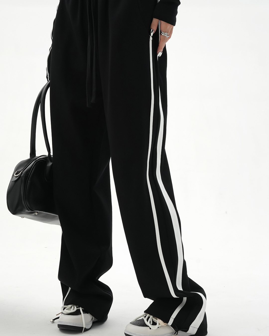 Sideline Loose Sweatpants