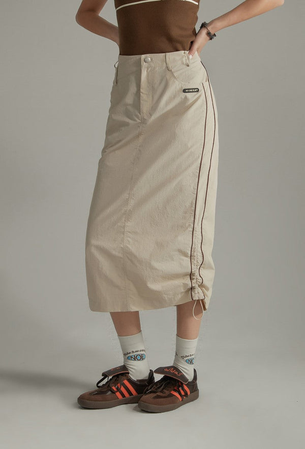 Side gather mid-length skirt