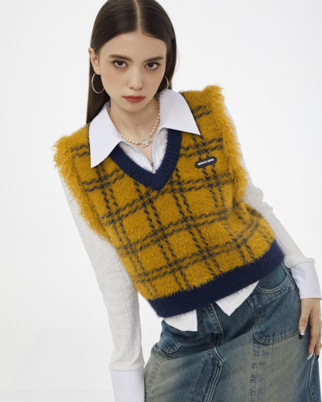 Retro V-collar Checkered Vest