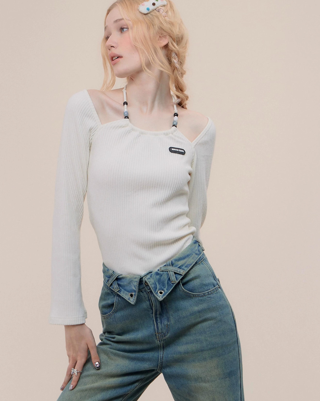 Retro Holter Neck Slim Sweater