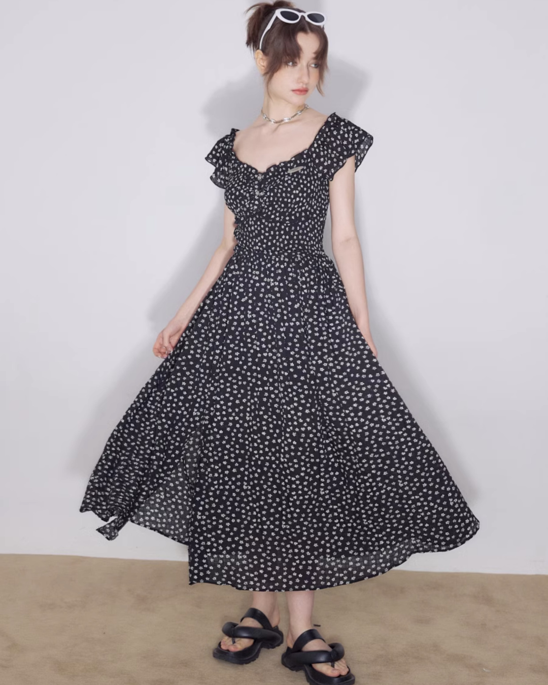 Retro Black Flower Sleeve Dress