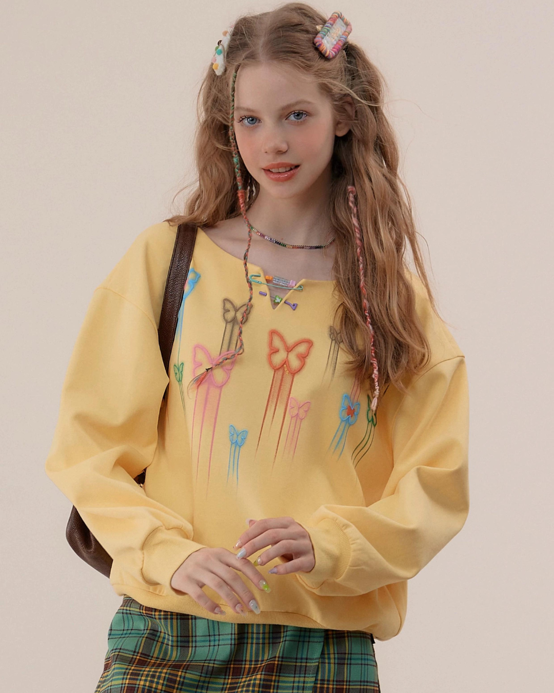 Butterfly Round Neck Sweatshirt