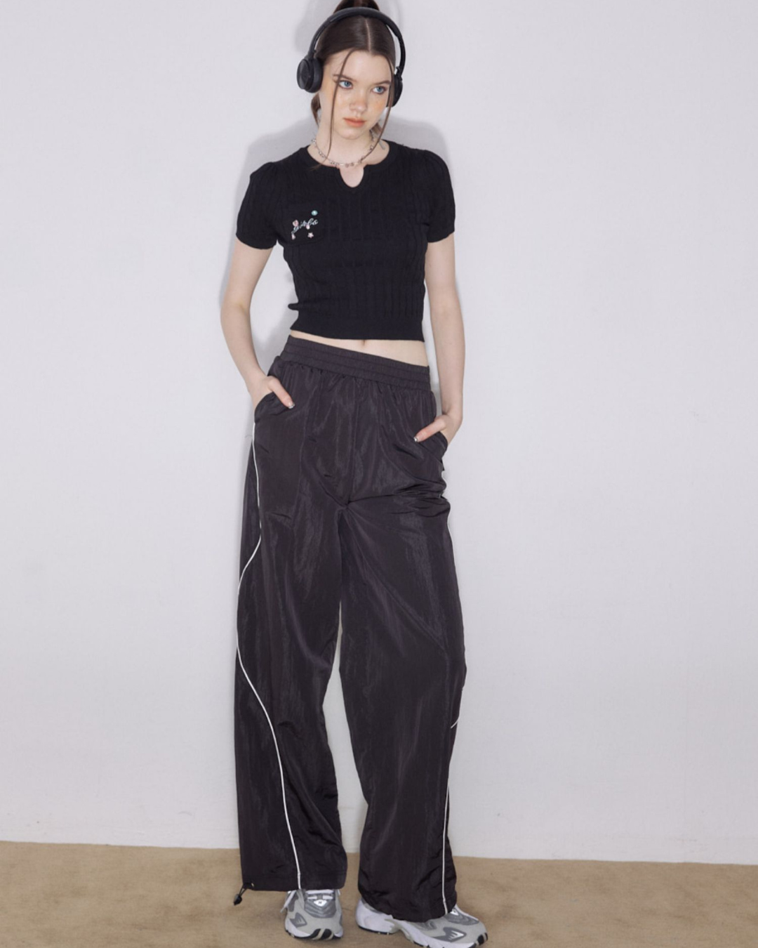 Side Wave Line Nylon Pants