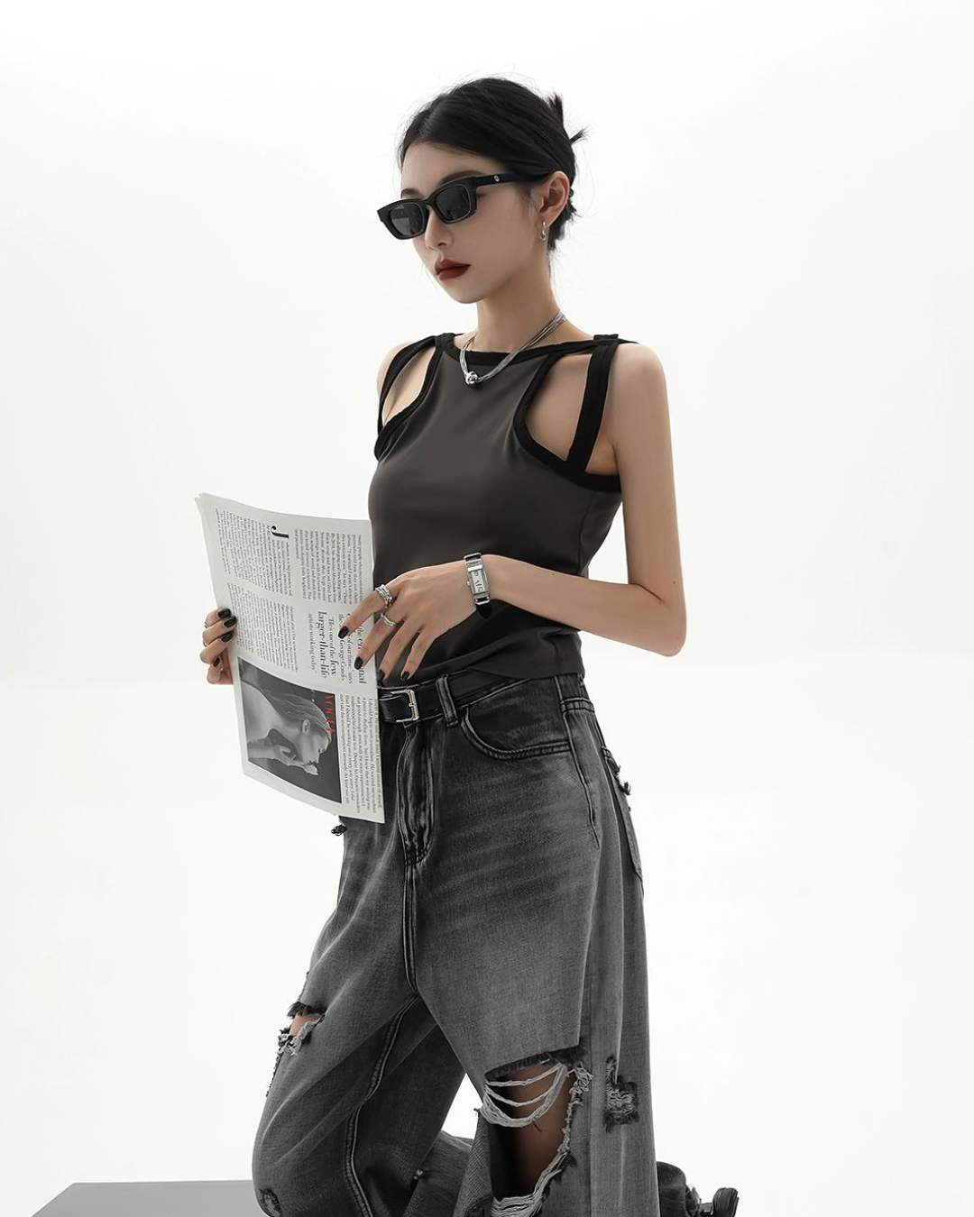 Mode Design Cut Sleeveless