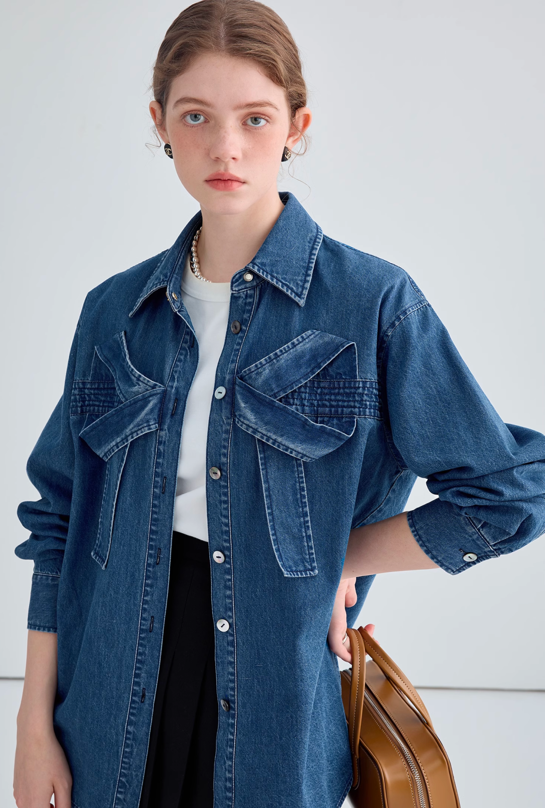 Front big ribbon denim shirt