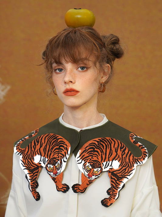 Versatile Tiger Embroidery Shoulder Cape