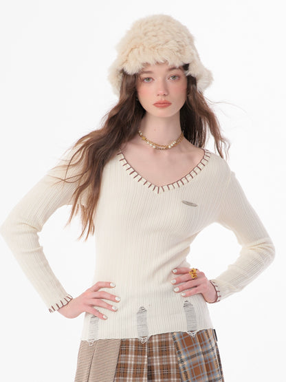 V-neck knit long sleeve T-shirt