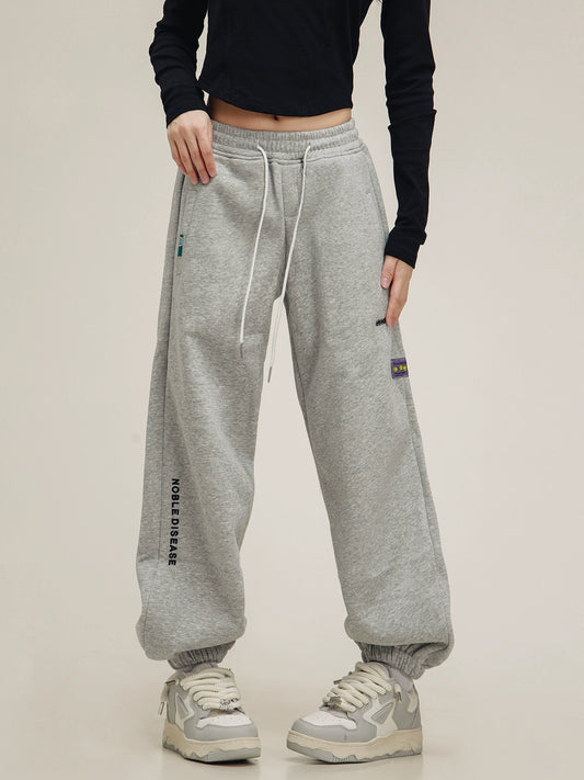 American label embroidered sweat pants